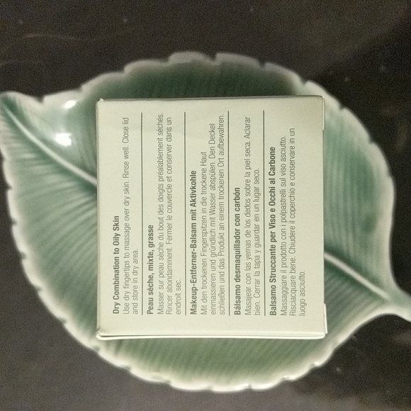 Charcoal Cleansing Balm - Picture 2 of 3